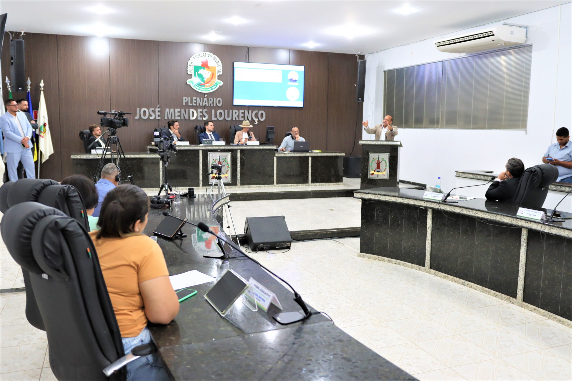 Vereadores aprovam requerimento cobrando esclarecimentos sobre atendimentos especializados em Porto Velho