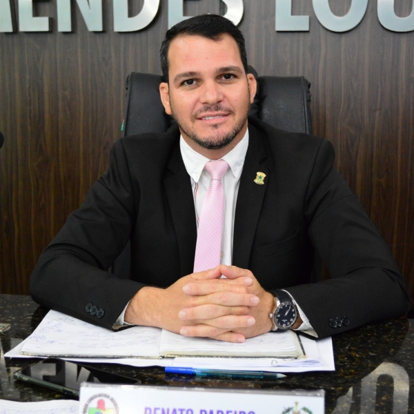 PL do presidente Renato Padeiro autoriza doação de maquinários para associações rurais