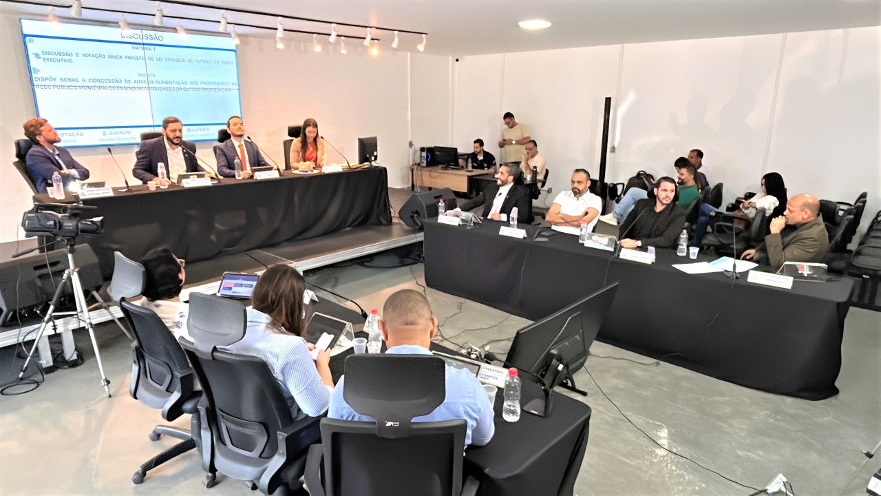 Câmara aprova auxílio-alimentação para professores da rede municipal de ensino